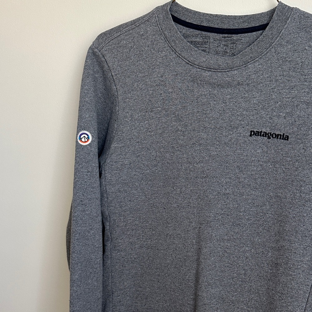 Patagonia Men's or Women’s (Unisex) Charcoal Gray Crewneck Sweater/Sweatshirt - Picture 8 of 9